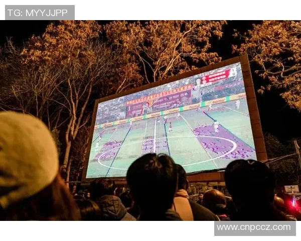 和田世界地毯队“阿图什杯”摘桂 联合广场燃爆全民狂欢 和田世界地毯队“阿图什杯”摘桂 联合广场燃爆全民狂欢